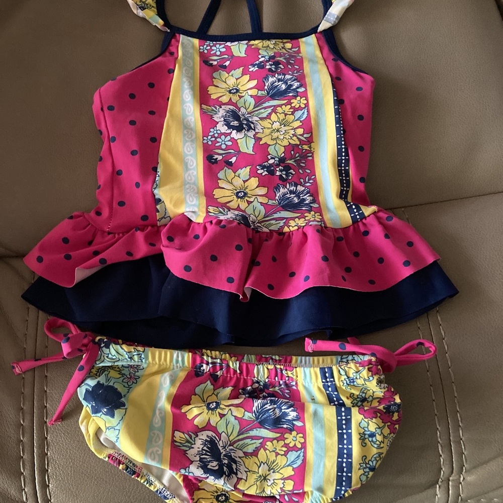 Ricrac & Ruffle Feeling Groovy size 5 swimsuit